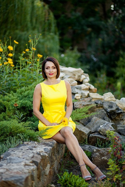 Mystical Presence: Liliya, 42 y.o. from Kyiv, Ukraine — VeronikaLove