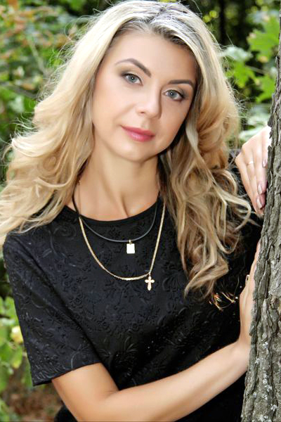 Magnetic Allure: Olga, 51 y.o. from Kyiv, Ukraine — VeronikaLove