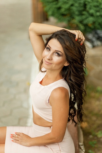 Graceful Allure: Ekaterina, 38 y.o. from Kyiv, Ukraine — VeronikaLove
