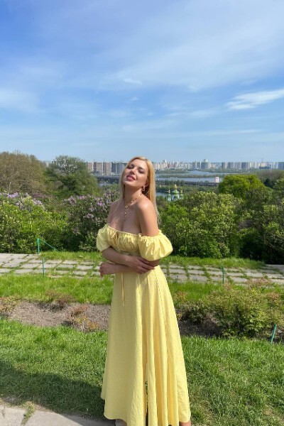 Angelic Grace: Victoriya, 36 y.o. from Brovary, Ukraine — VeronikaLove