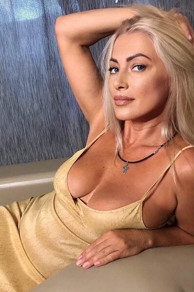 Magnetic Appeal: Viktoria, 53 y.o. from Kharkiv, Ukraine — VeronikaLove