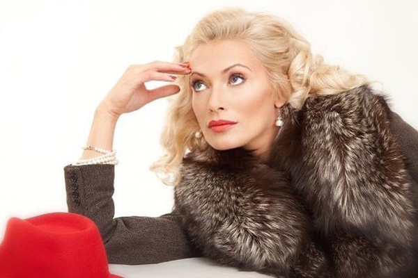 Magnetic Appeal: Viktoria, 53 y.o. from Kharkiv, Ukraine — VeronikaLove