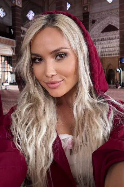 Divine Radiance: Liliya, 34 y.o. from Karagandinskaya region, Kazakhstan — VeronikaLove