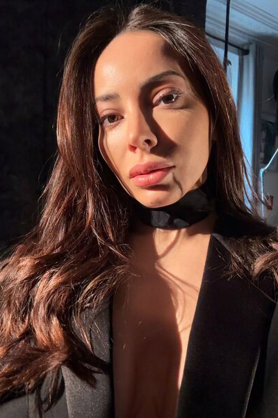 Magnetic Allure: Aylen, 37 y.o. from Provincia de Buenos Aires, Argentina — VeronikaLove