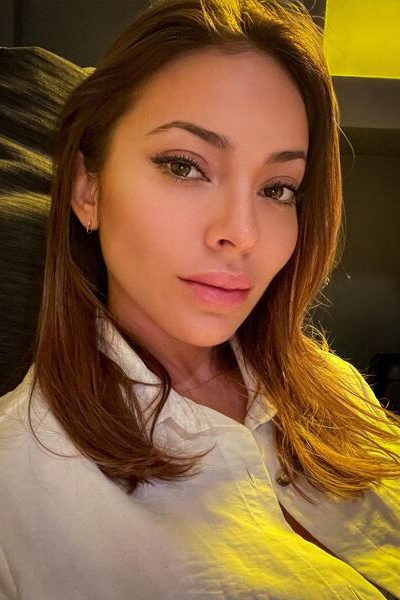 Magnetic Allure: Aylen, 37 y.o. from Provincia de Buenos Aires, Argentina — VeronikaLove