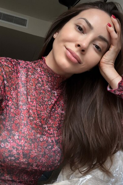 Magnetic Allure: Aylen, 37 y.o. from Provincia de Buenos Aires, Argentina — VeronikaLove