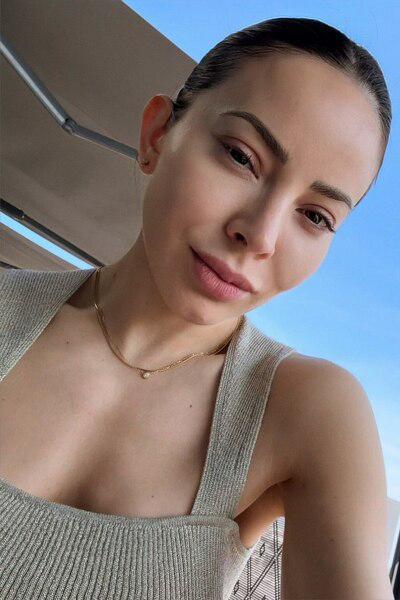 Magnetic Allure: Aylen, 37 y.o. from Provincia de Buenos Aires, Argentina — VeronikaLove