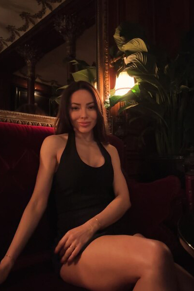 Magnetic Allure: Aylen, 37 y.o. from Provincia de Buenos Aires, Argentina — VeronikaLove