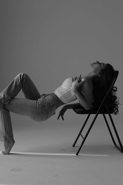 Captivating Elegance: Catalina, 25 y.o. from London, United Kingdom — VeronikaLove