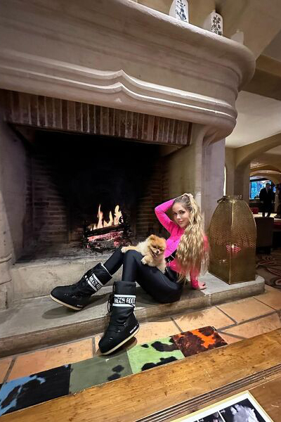 Magnetic Allure: Vasilisa, 38 y.o. from Padua, Italy — VeronikaLove