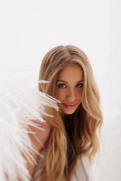 Enigmatic Allure: Valeriya, 26 y.o. from Zaporizhzhia, Ukraine — VeronikaLove