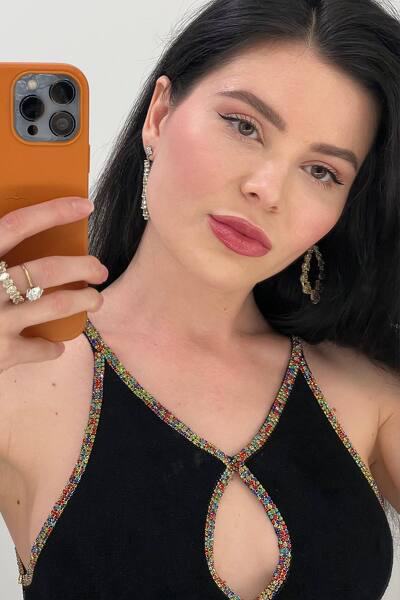 Dynamic Ekaterina, 35 y.o. from California, United States with Brown hair — VeronikaLove