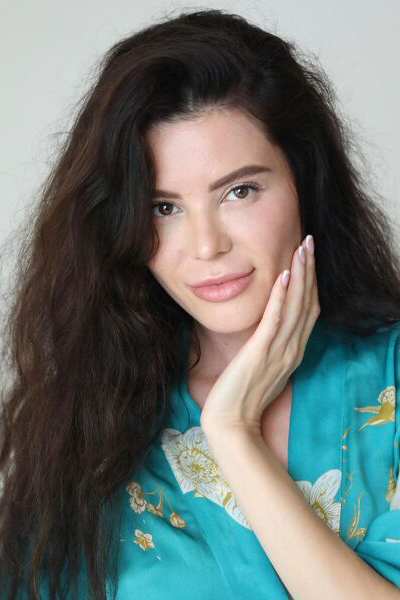 Dynamic Ekaterina, 35 y.o. from California, United States with Brown hair — VeronikaLove