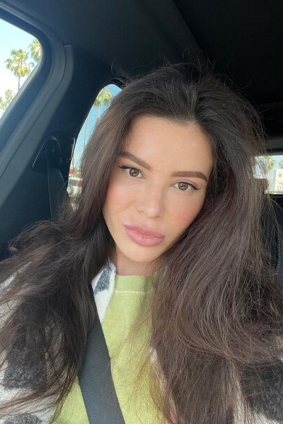 Dynamic Ekaterina, 35 y.o. from California, United States with Brown hair — VeronikaLove