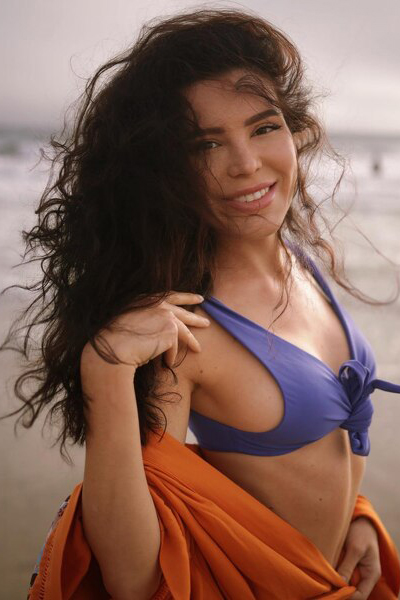 Dynamic Ekaterina, 35 y.o. from California, United States with Brown hair — VeronikaLove