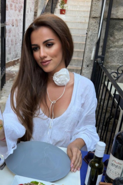 Radiant Charm: Alina, 31 y.o. from Chernivtsi, Ukraine — VeronikaLove