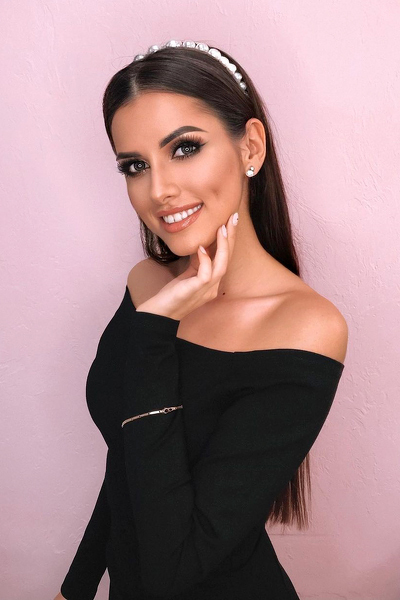 Radiant Charm: Alina, 31 y.o. from Chernivtsi, Ukraine — VeronikaLove