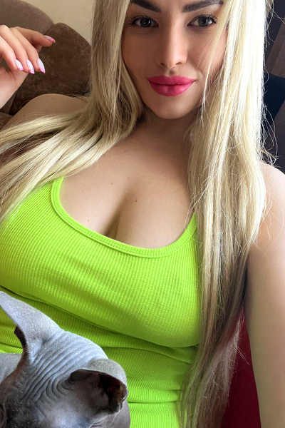 Graceful Katerina, 29 y.o. from Lviv, Ukraine with Blonde hair — VeronikaLove