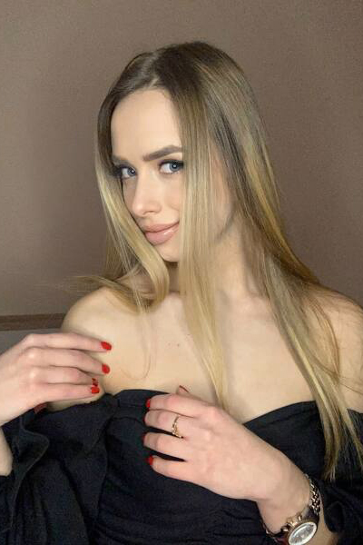 Vibrant Natalya, 25 y.o. from Kyiv, Ukraine with Blonde hair — VeronikaLove