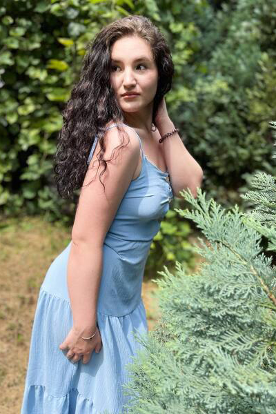 Radiant Beauty: Karolina, 22 y.o. from Ivano-Frankivsk, Ukraine — VeronikaLove