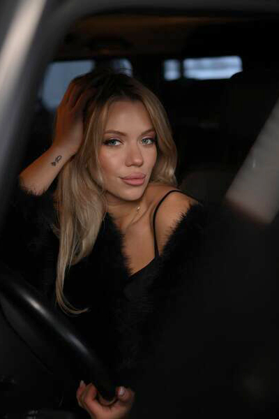 Joyful Sonja, 23 y.o. from Tallinn, Estonia with Blonde hair — VeronikaLove