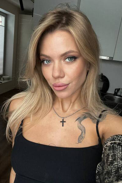 Joyful Sonja, 23 y.o. from Tallinn, Estonia with Blonde hair — VeronikaLove