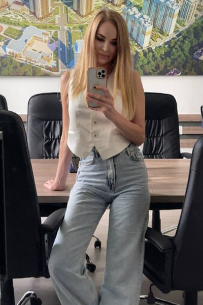 Radiant Natalia, 50 y.o. from Kyiv, Ukraine with Blonde hair — VeronikaLove