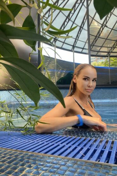 Radiant Natalia, 50 y.o. from Kyiv, Ukraine with Blonde hair — VeronikaLove