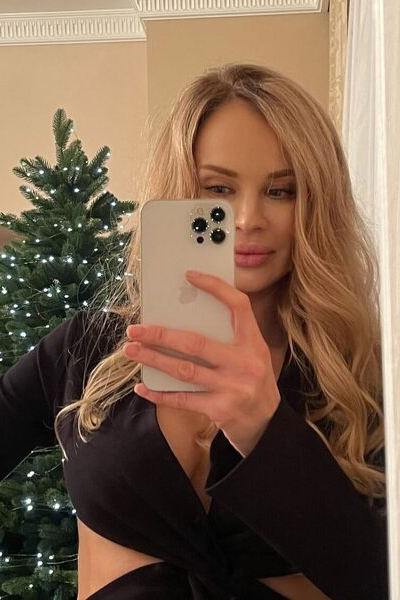 Radiant Natalia, 50 y.o. from Kyiv, Ukraine with Blonde hair — VeronikaLove