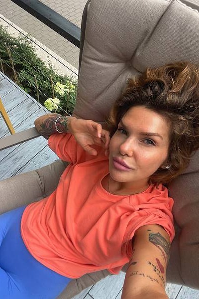 Glamorous Presence: Ksenia, 33 y.o. from Denia, Spain — VeronikaLove