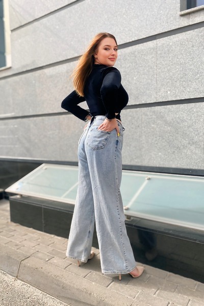 Enchanting Presence: Alina, 20 y.o. from Bila Tserkva, Ukraine — VeronikaLove