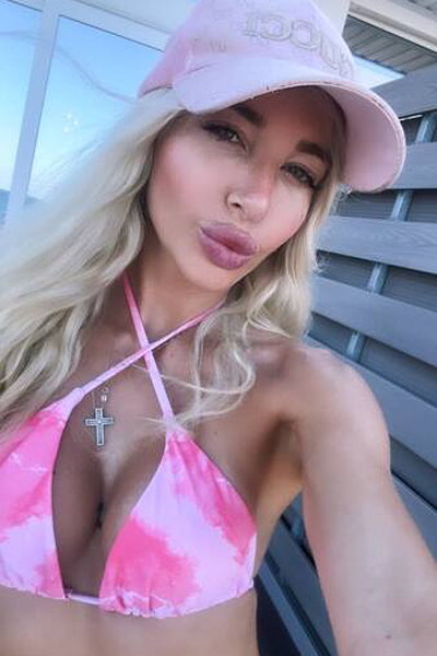 Ethereal Charm: Anjela, 32 y.o. from Odesa, Ukraine — VeronikaLove