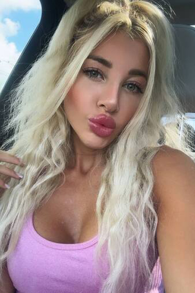 Ethereal Charm: Anjela, 32 y.o. from Odesa, Ukraine — VeronikaLove