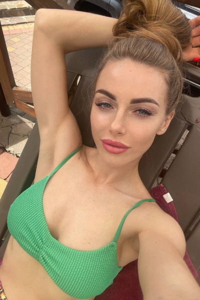 Enigmatic Charm: Tetiana, 38 y.o. from Zakarpattia region, Ukraine — VeronikaLove