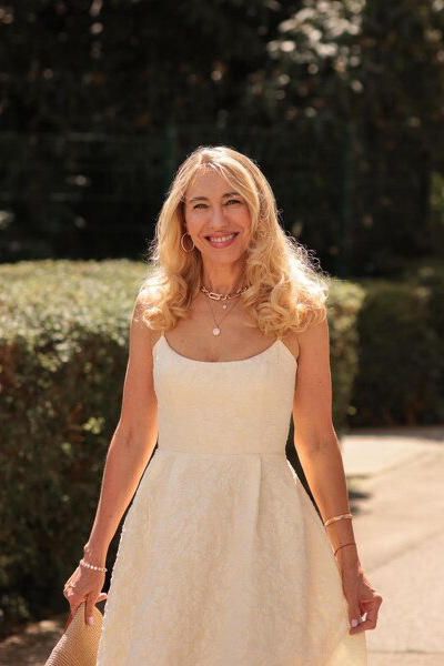 Radiant Allure: Liudmila, 52 y.o. from Vienna, Austria — VeronikaLove