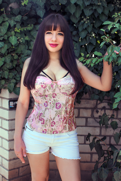 Captivating Gaze: Irina, 33 y.o. from Mykolaiv, Ukraine — VeronikaLove