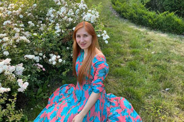 Timeless Beauty: Oleksandra, 37 y.o. from Lodz, Poland — VeronikaLove