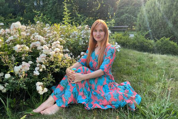 Timeless Beauty: Oleksandra, 37 y.o. from Lodz, Poland — VeronikaLove