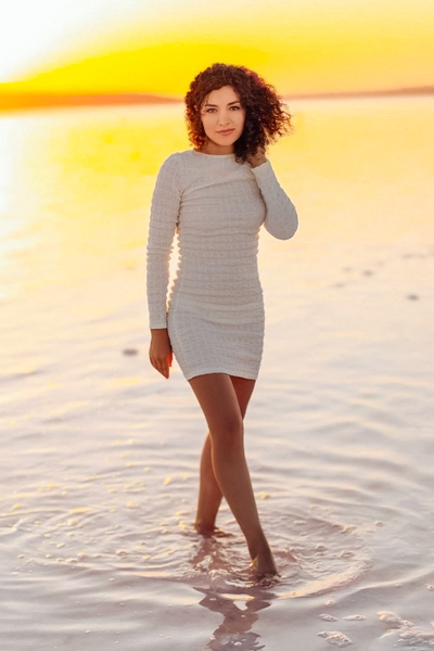 Whimsical Wonder: Ziba, 39 y.o. from Odesa, Ukraine — VeronikaLove