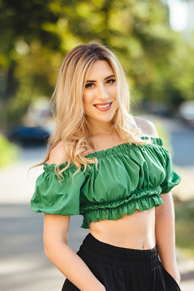 Mystical Presence: Aleksandra, 35 y.o. from Mykolaiv, Ukraine — VeronikaLove