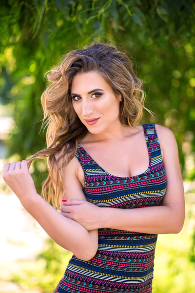 Mystical Presence: Aleksandra, 35 y.o. from Mykolaiv, Ukraine — VeronikaLove